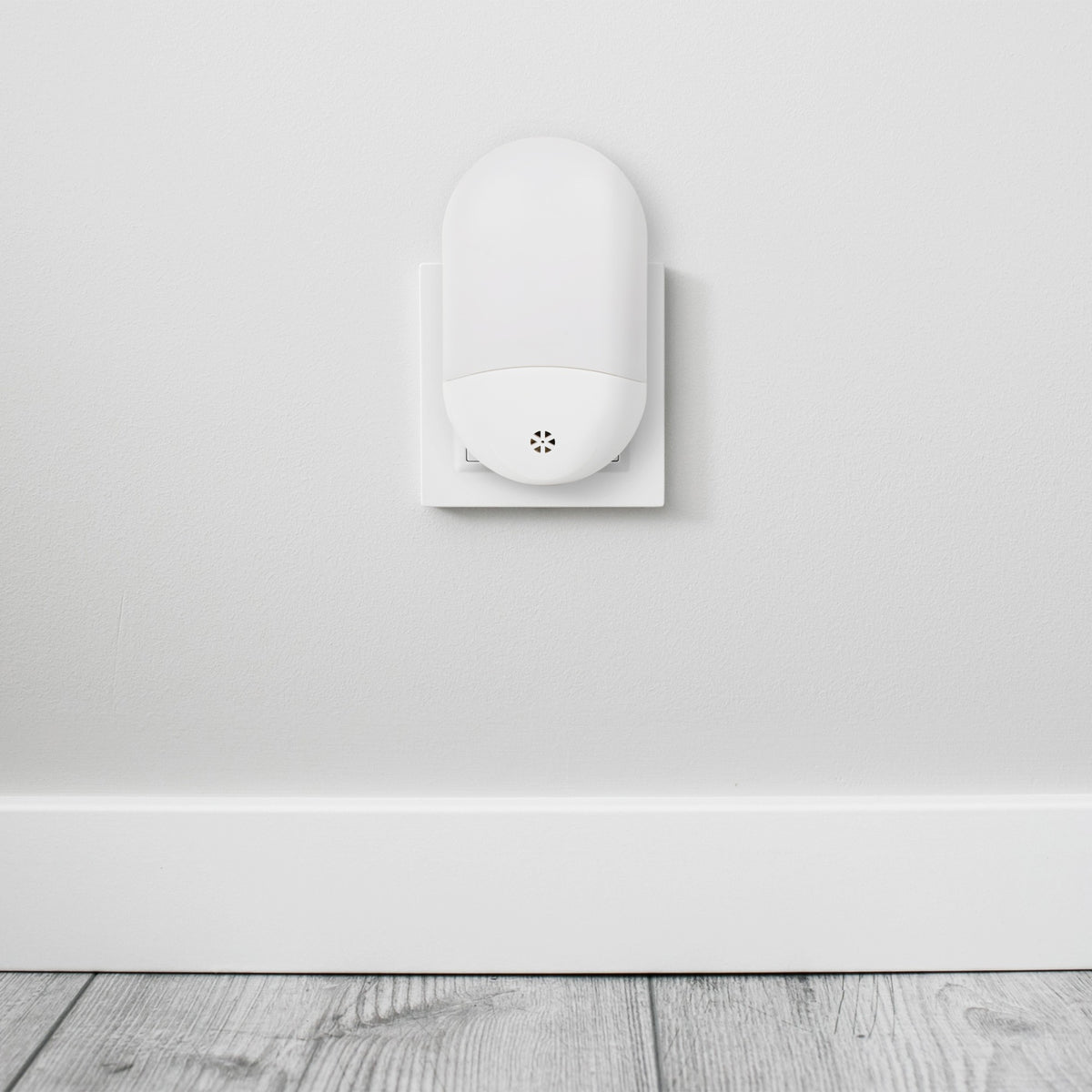 Svetilka nočni senzor oval 0.7W 3000K 30lm max 1m bela IP20 ENL-0.7W-DS